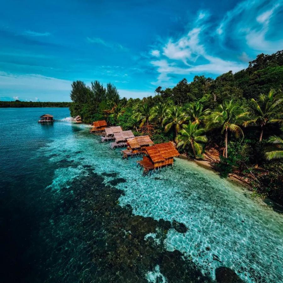 Meos Ambower Homestay Raja Ampat Fam Exteriér fotografie
