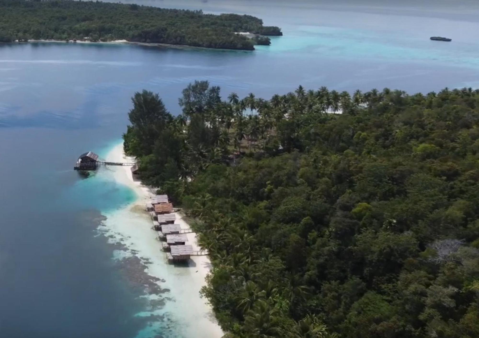 Meos Ambower Homestay Raja Ampat Fam Exteriér fotografie
