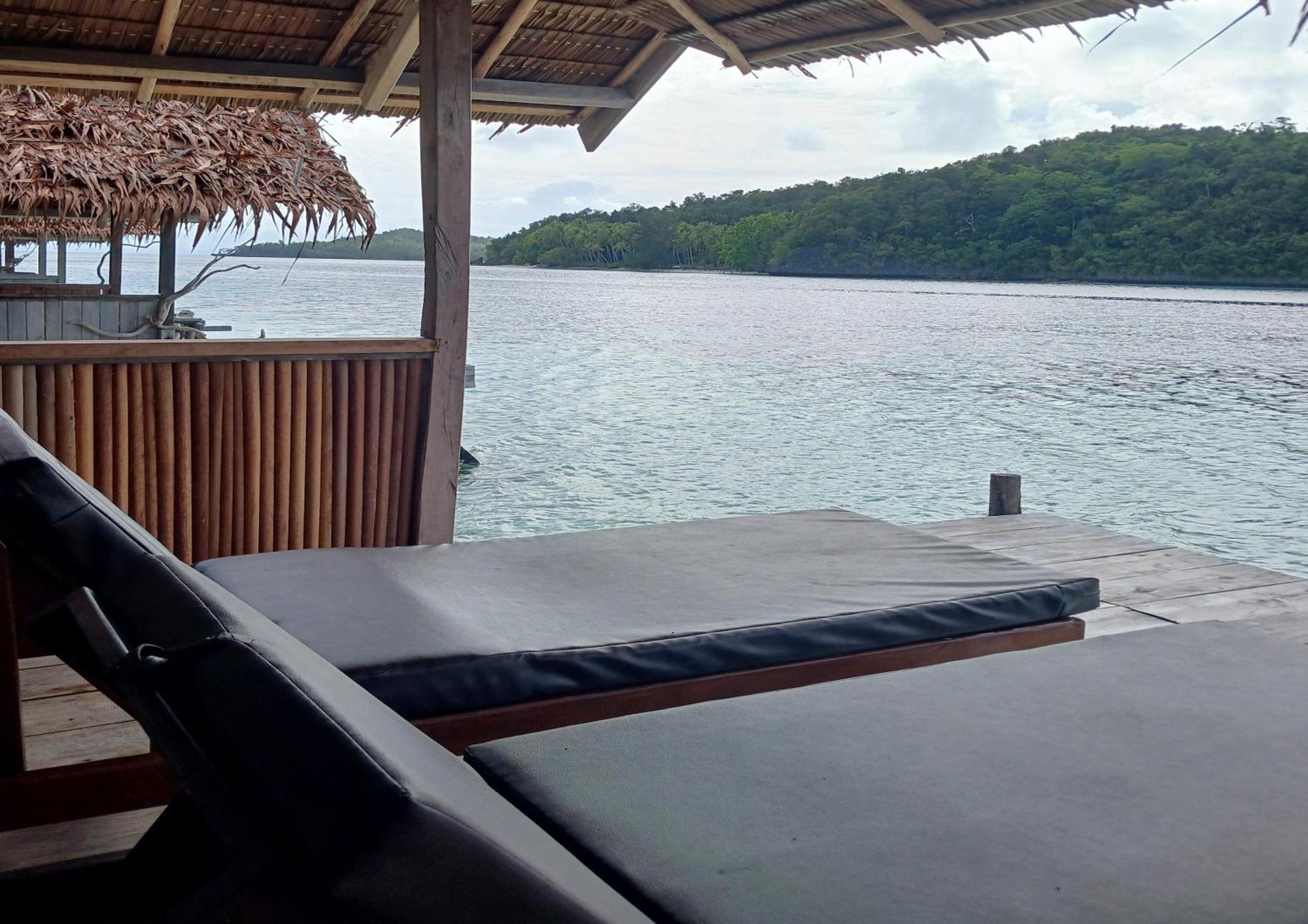 Meos Ambower Homestay Raja Ampat Fam Exteriér fotografie